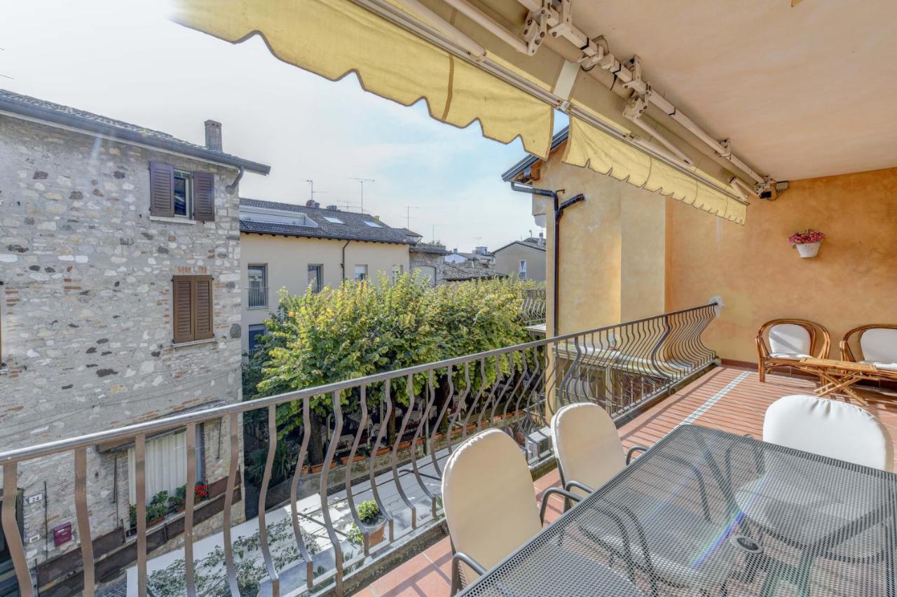 Prestige Apartment Sirmione Bagian luar foto