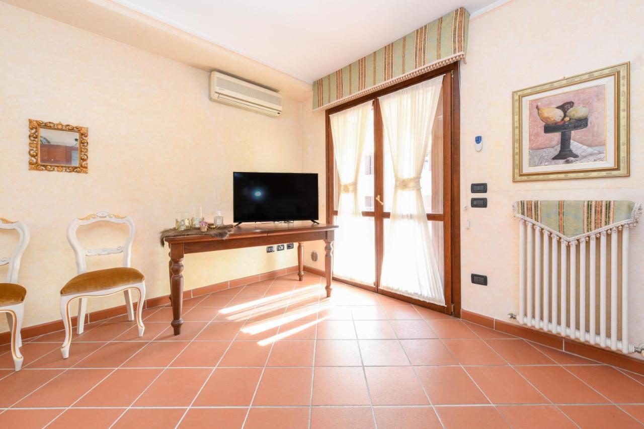 Prestige Apartment Sirmione Bagian luar foto