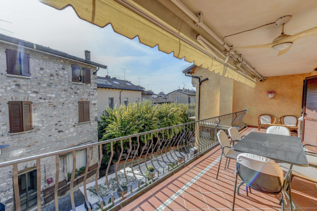 Prestige Apartment Sirmione Bagian luar foto